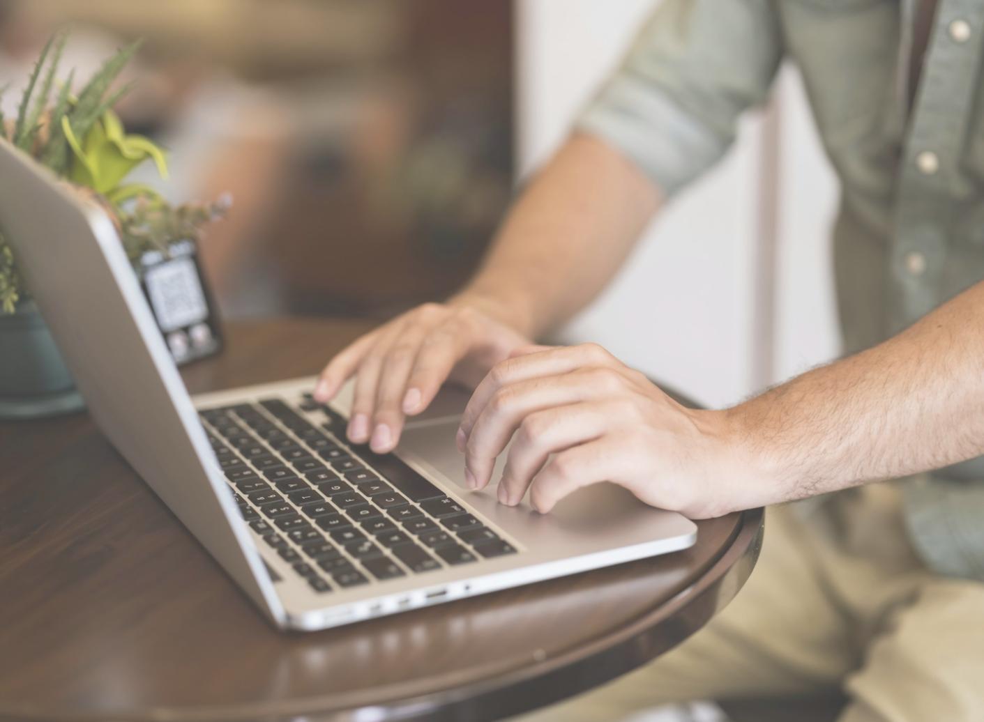 Finanzanalyse und Datenverarbeitung bei trevionaq